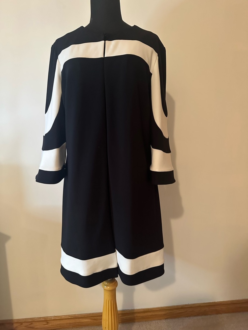 Black and White Colorblock Shift Jacket